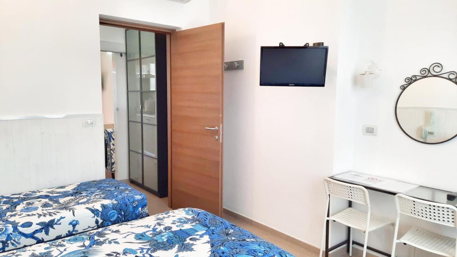 Residence Argentina R.T.A. Spotorno Δωμάτιο φωτογραφία
